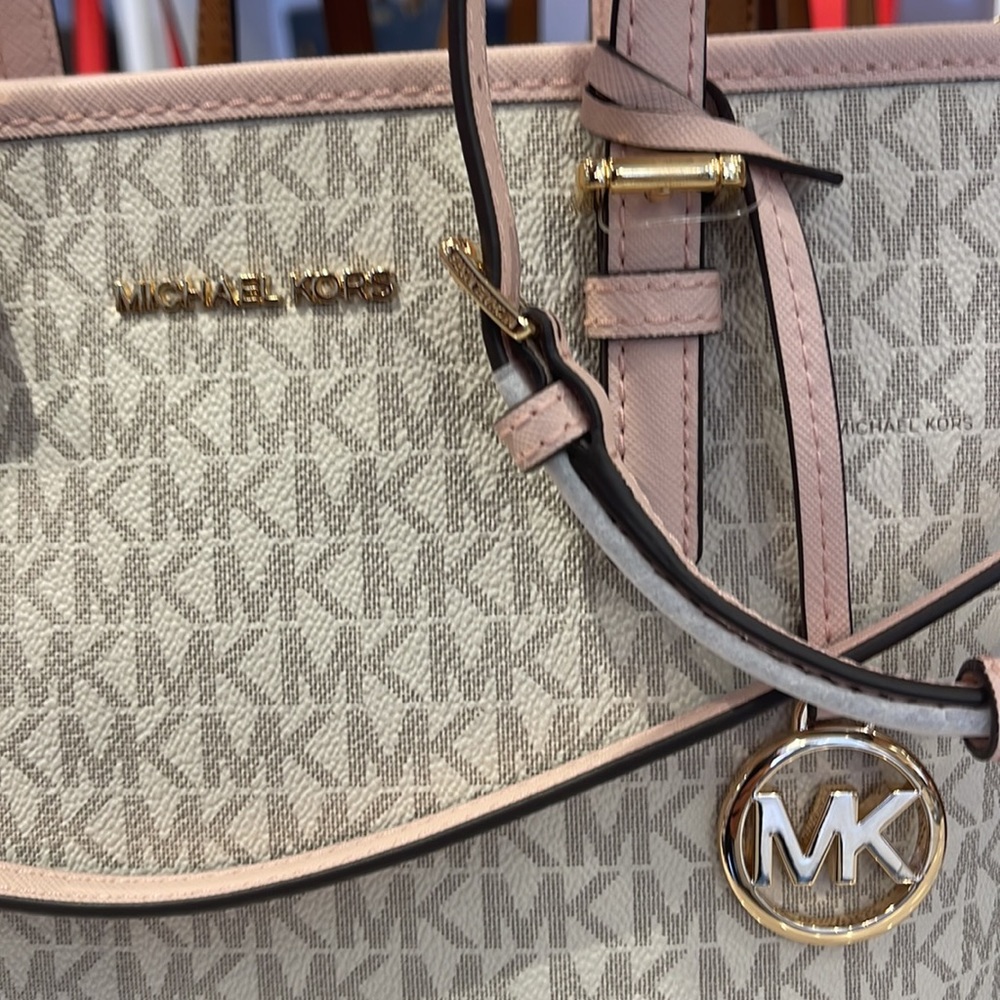 MICHAEL KORS 
Jet Set Travel Extra-Small Logo Top-Zip Tote Bag
Powder Blush
NWT - Picture 2 of 16